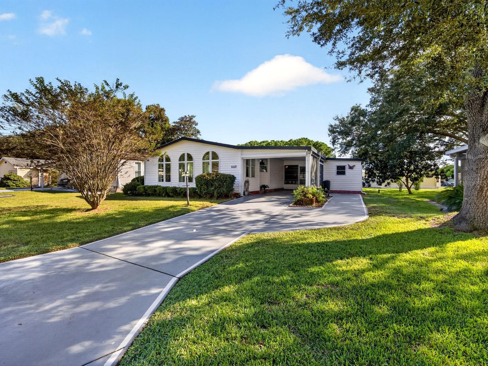 Single Family Residence at 660 RAINBOW BLVD, THE VILLAGES, photo 2 of 26