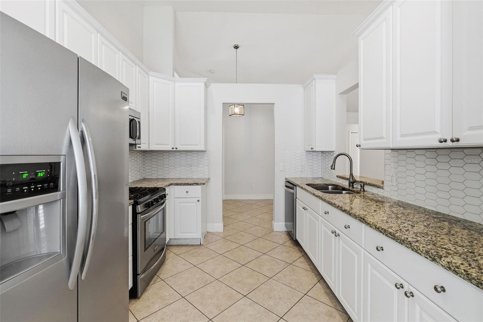 KITCHEN - 29002 OLD MARSH, WESLEY CHAPEL
