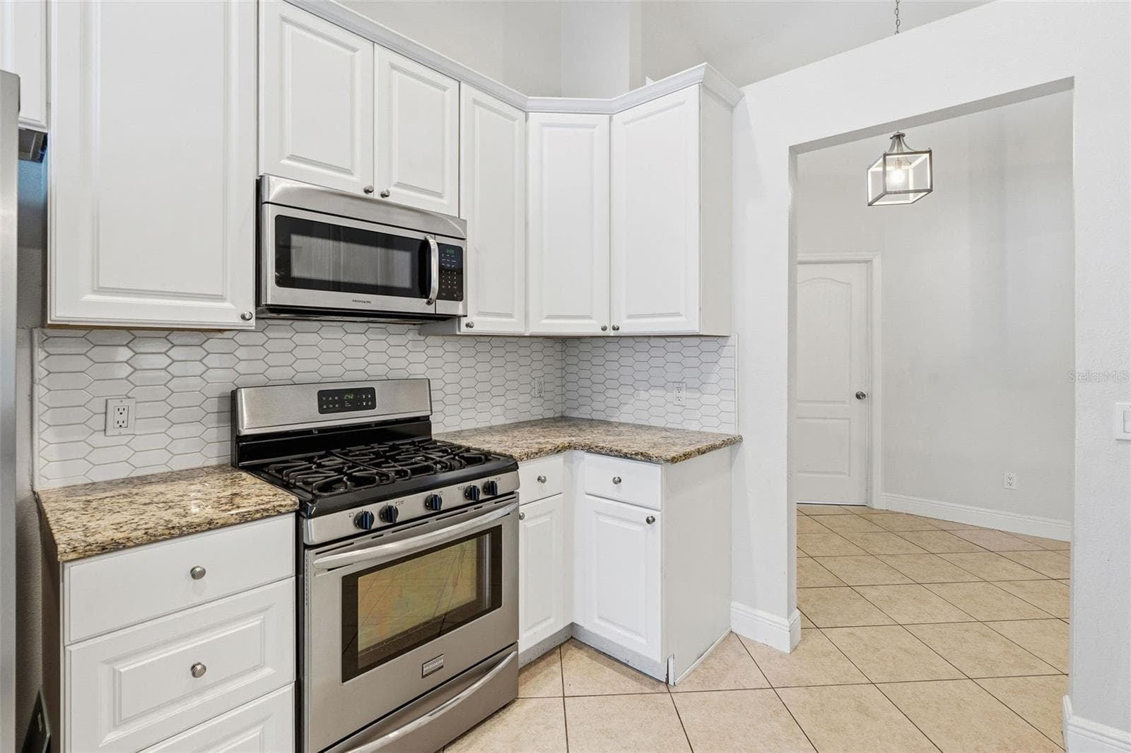 KITCHEN - 29002 OLD MARSH, WESLEY CHAPEL