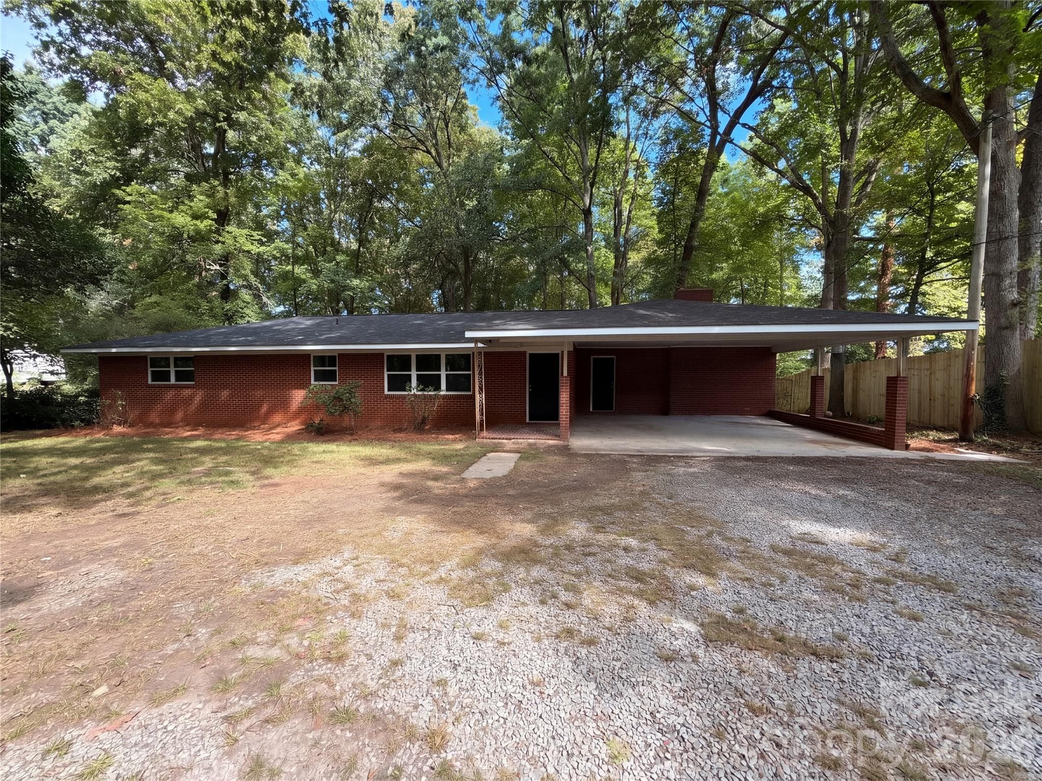 Single Family Residence at 1632 Carolina Circle, Gastonia