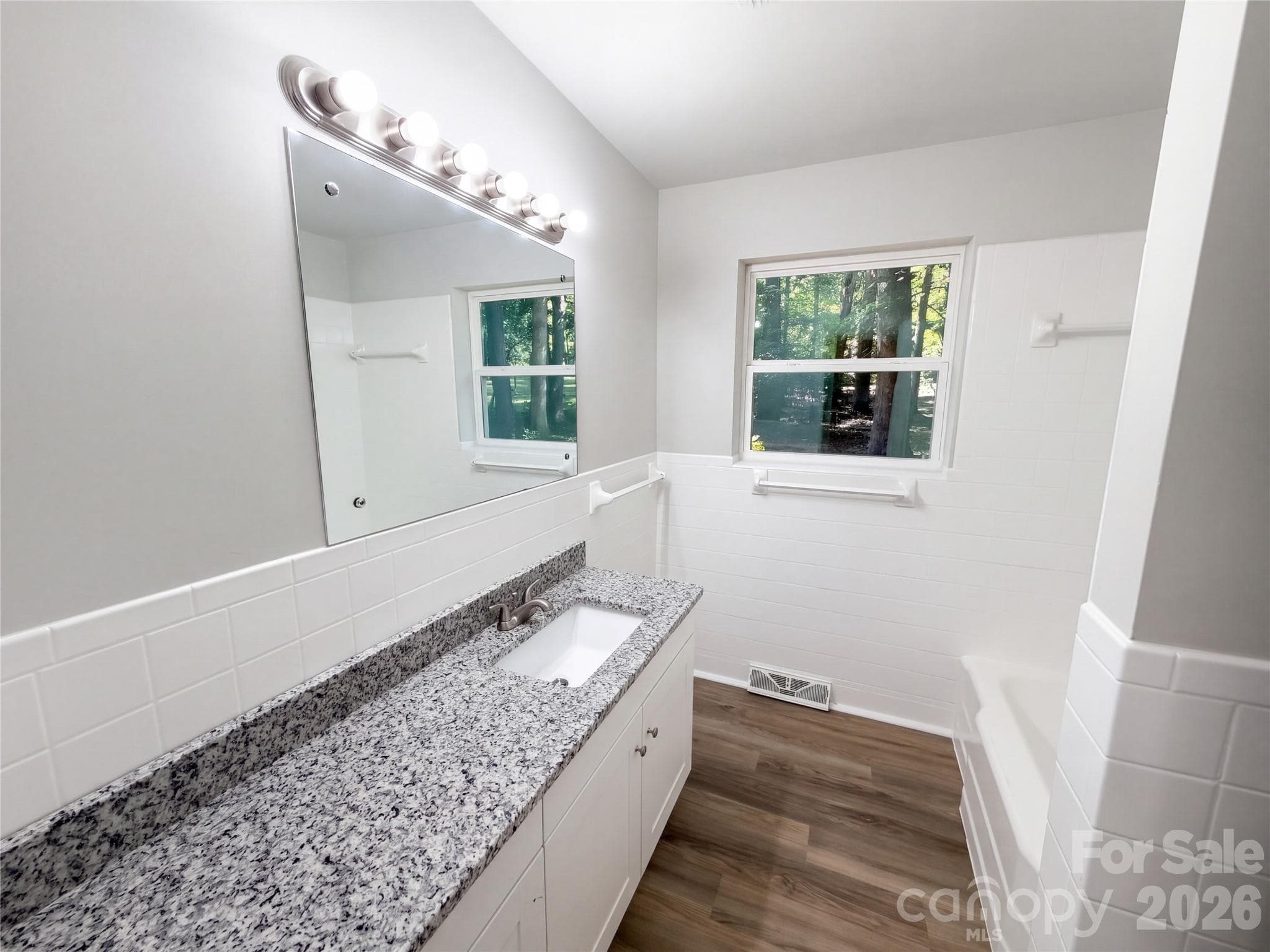 Single Family Residence at 1632 Carolina Circle, Gastonia, photo 16 of 25