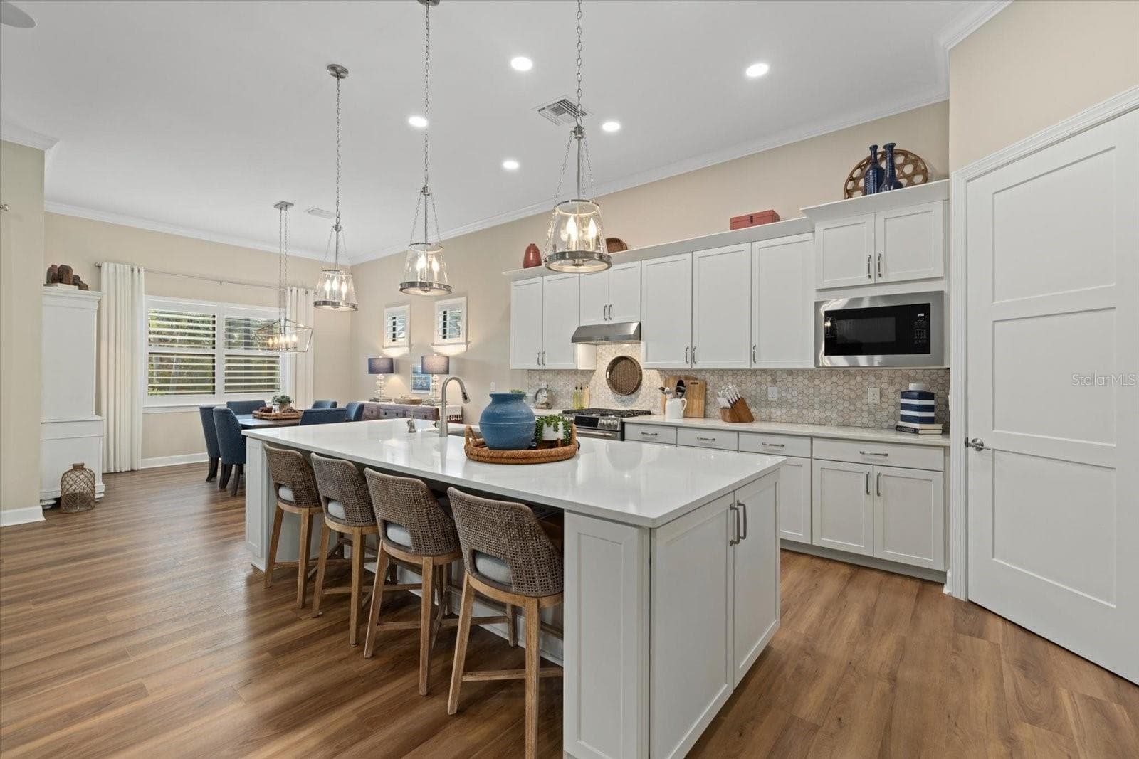 Single Family Residence at 7973 GRANDE SHORES DR, SARASOTA, photo 13 of 46