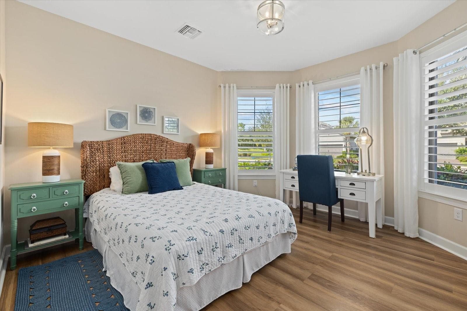 Guest bedroom - 7973 GRANDE SHORES DR, SARASOTA