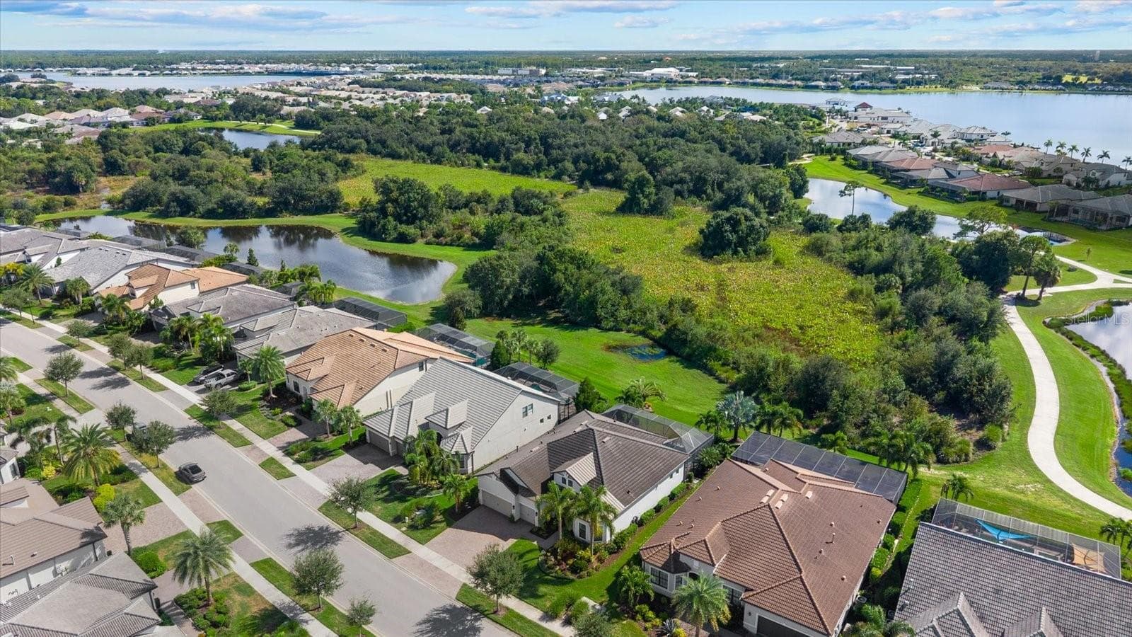 Single Family Residence at 7973 GRANDE SHORES DR, SARASOTA, photo 41 of 46