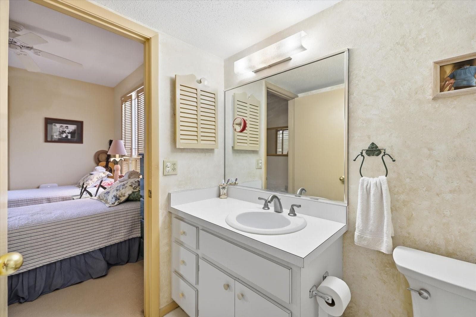 Condominium at 1555 TARPON CENTER DR #116, VENICE, photo 21 of 35