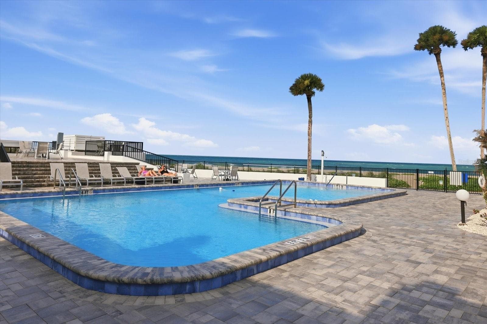 Community Pool - 1555 TARPON CENTER DR #116, VENICE