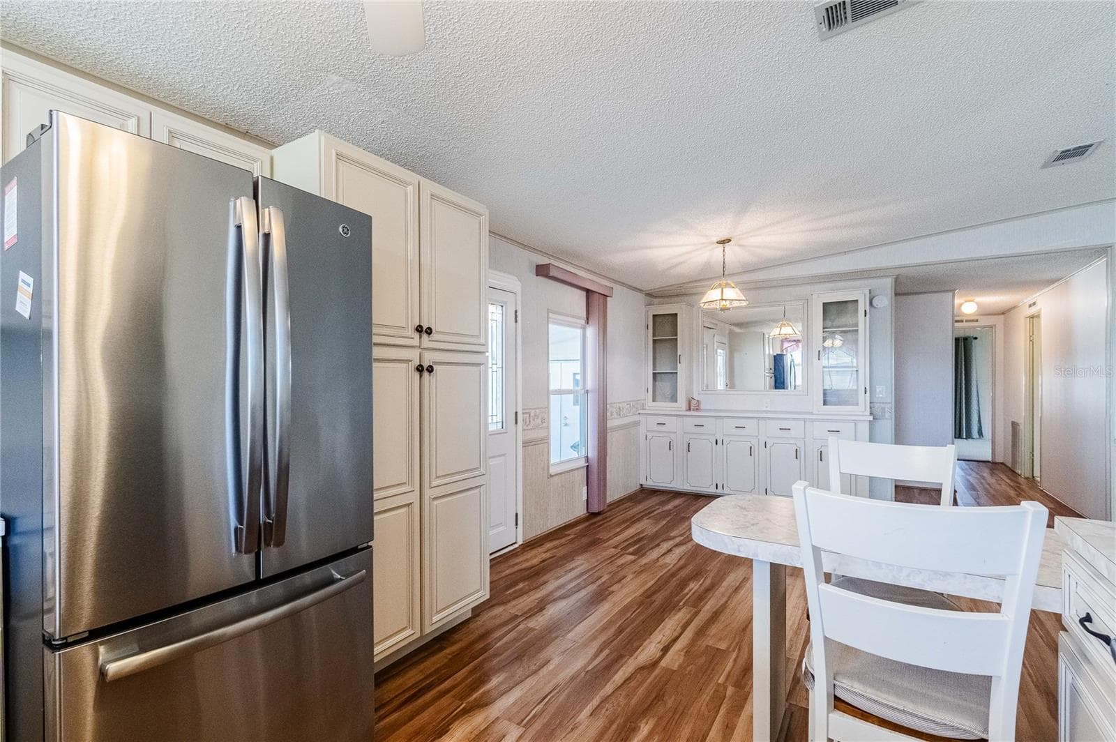 Manufactured Home at 1725 QUAIL HILL DR, LAKELAND, photo 13 of 26