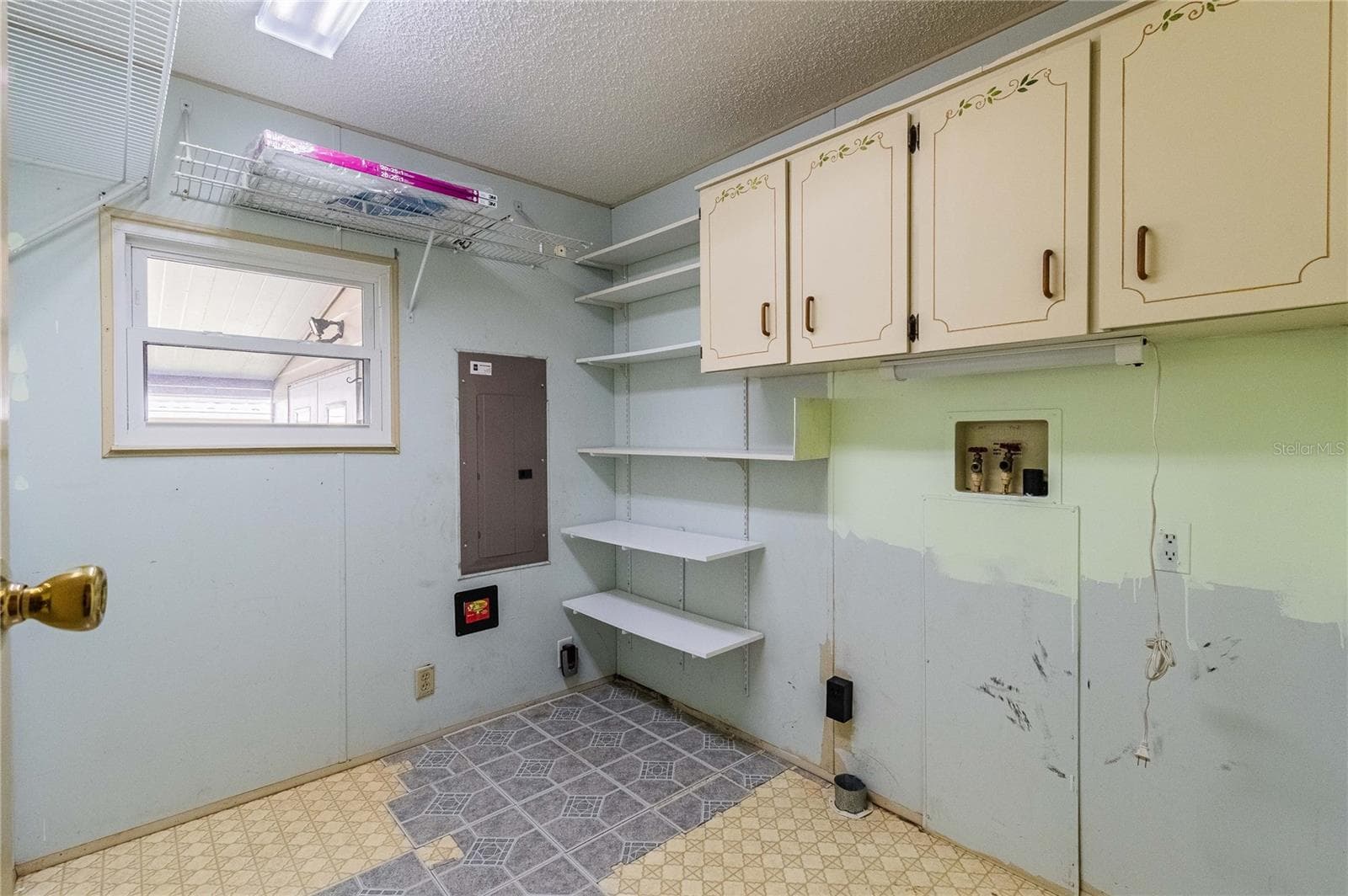 Manufactured Home at 1725 QUAIL HILL DR, LAKELAND, photo 22 of 26