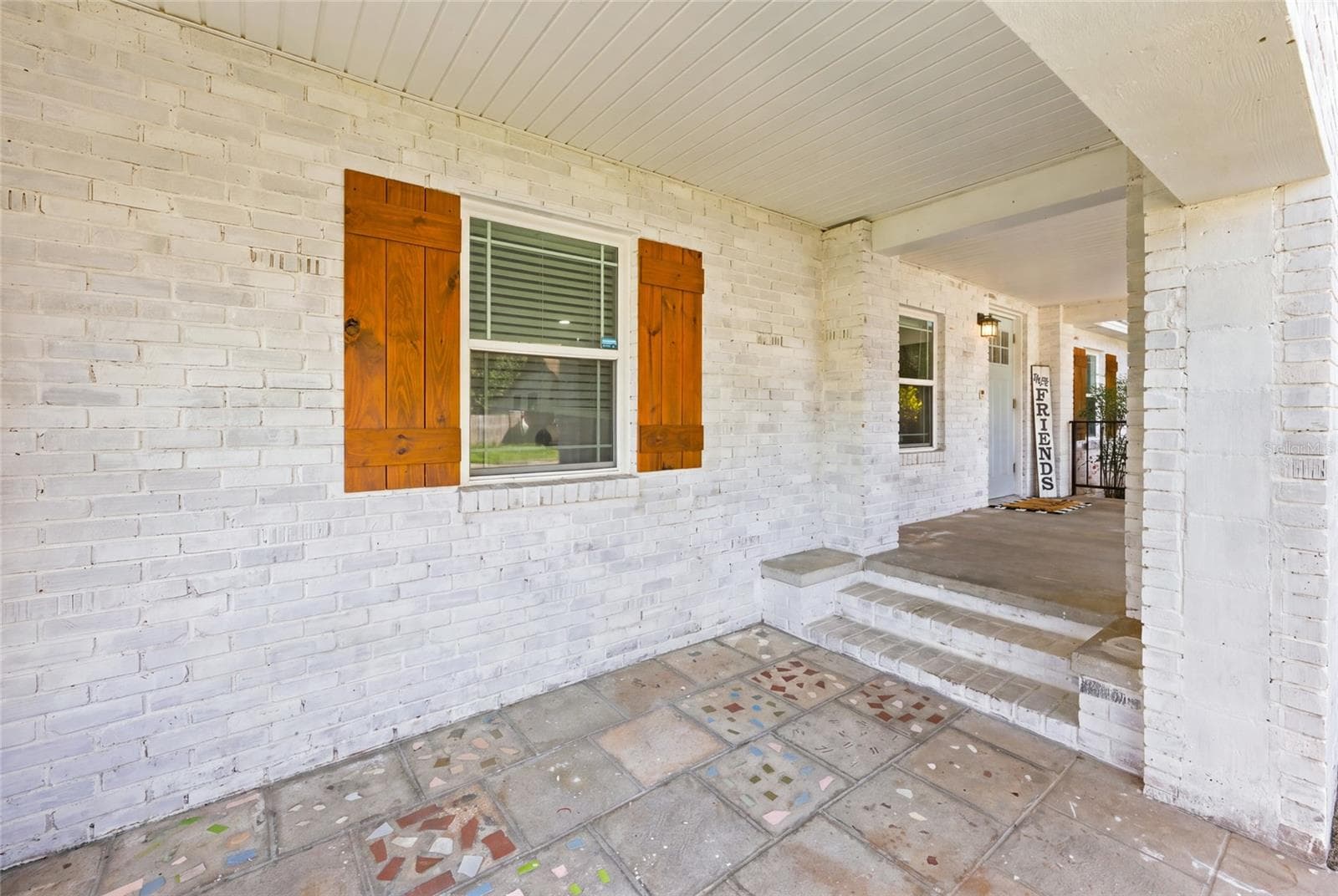 Single Family Residence at 315 SE 5TH TER, WILLISTON, photo 4 of 34