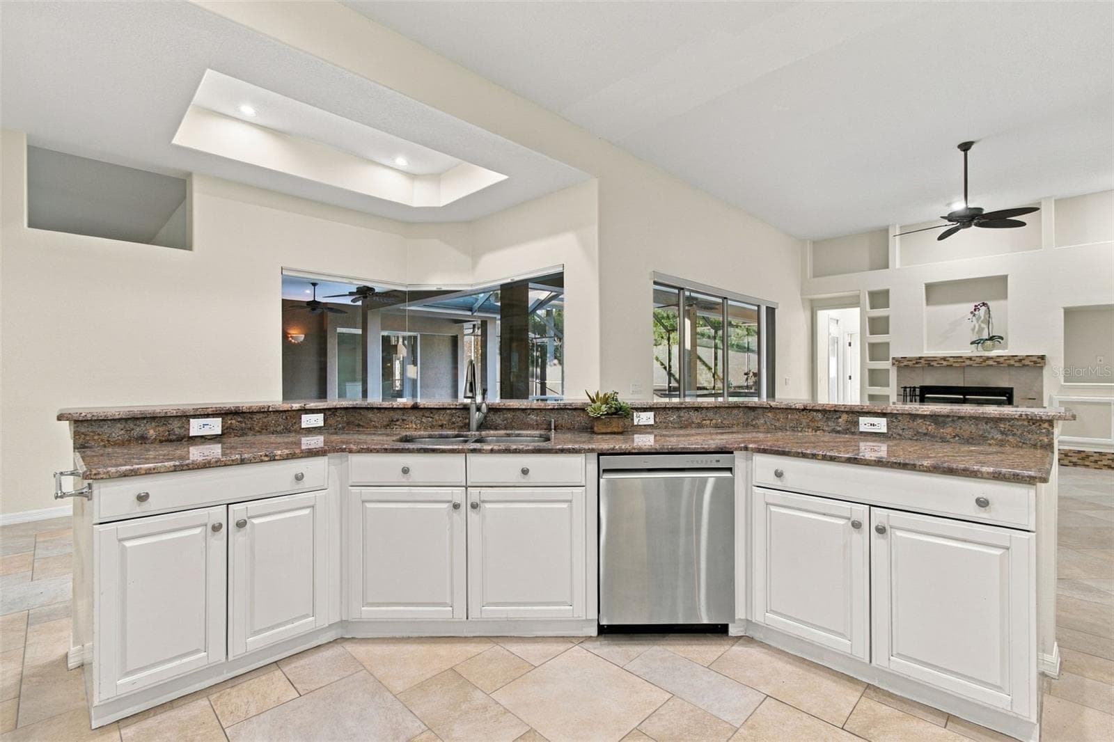 Single Family Residence at 19108 CENTRE ROSE BLVD, LUTZ, photo 46 of 102