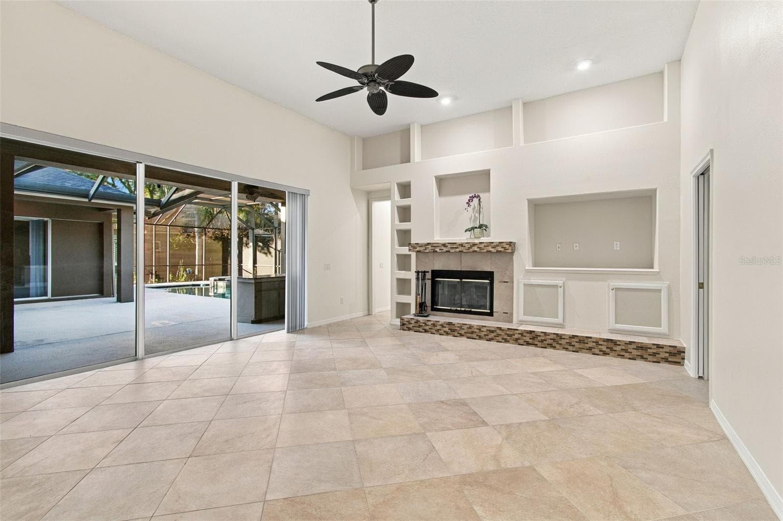 Family Room - 19108 CENTRE ROSE BLVD, LUTZ