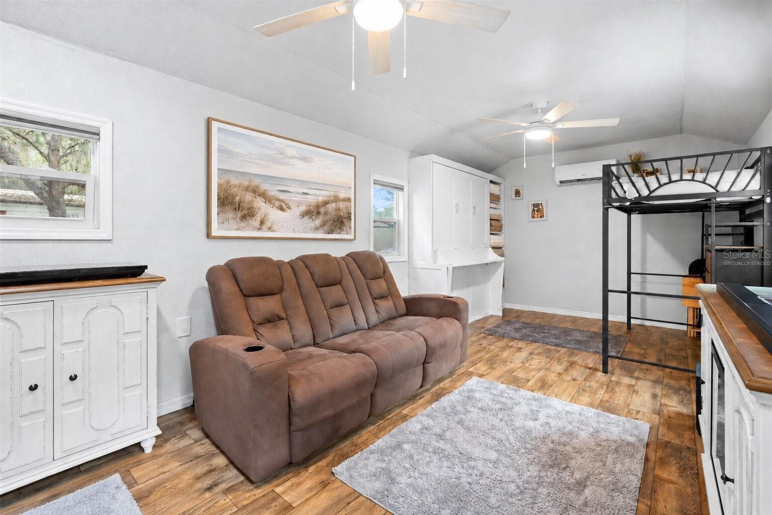 Virtually Staged Photo and Linens only - 3310 BOB CAT TRL, LAKE WALES