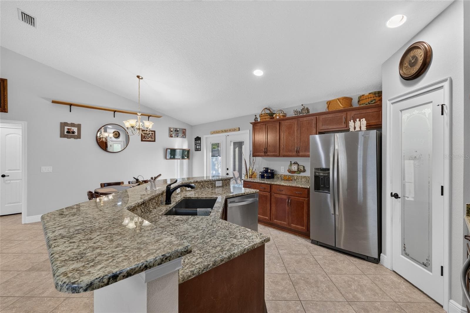 Single Family Residence at 8340 SE 159TH LN, SUMMERFIELD, photo 22 of 49