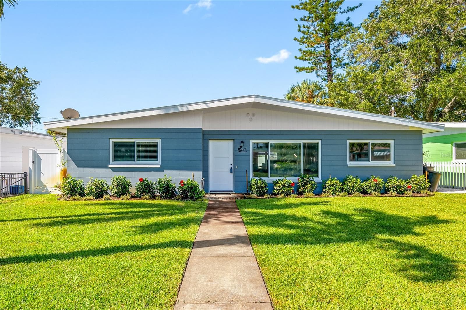 Single Family Residence at 2805 46TH ST S, GULFPORT, photo 2 of 26