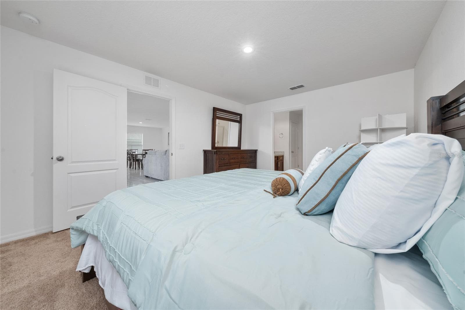 Single Family Residence at 1606 STEELY DR, DUNDEE, photo 19 of 36