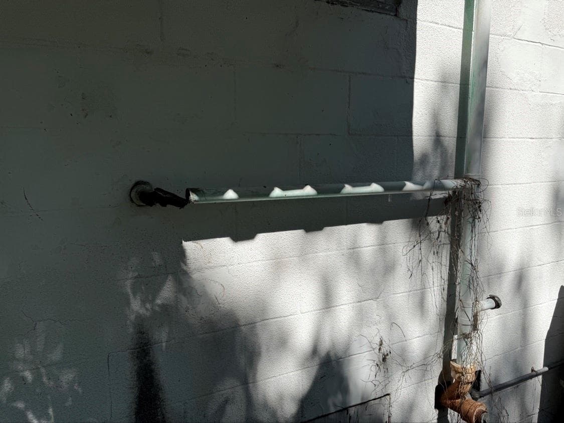 Single Family Residence at 10109 N JASMINE AVE, TAMPA, photo 19 of 28