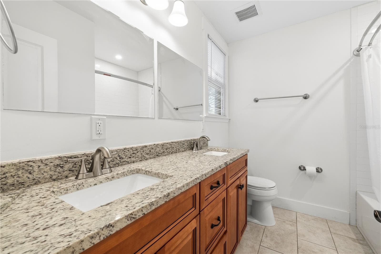 Primary Bath - 2308 E 4TH AVE, TAMPA
