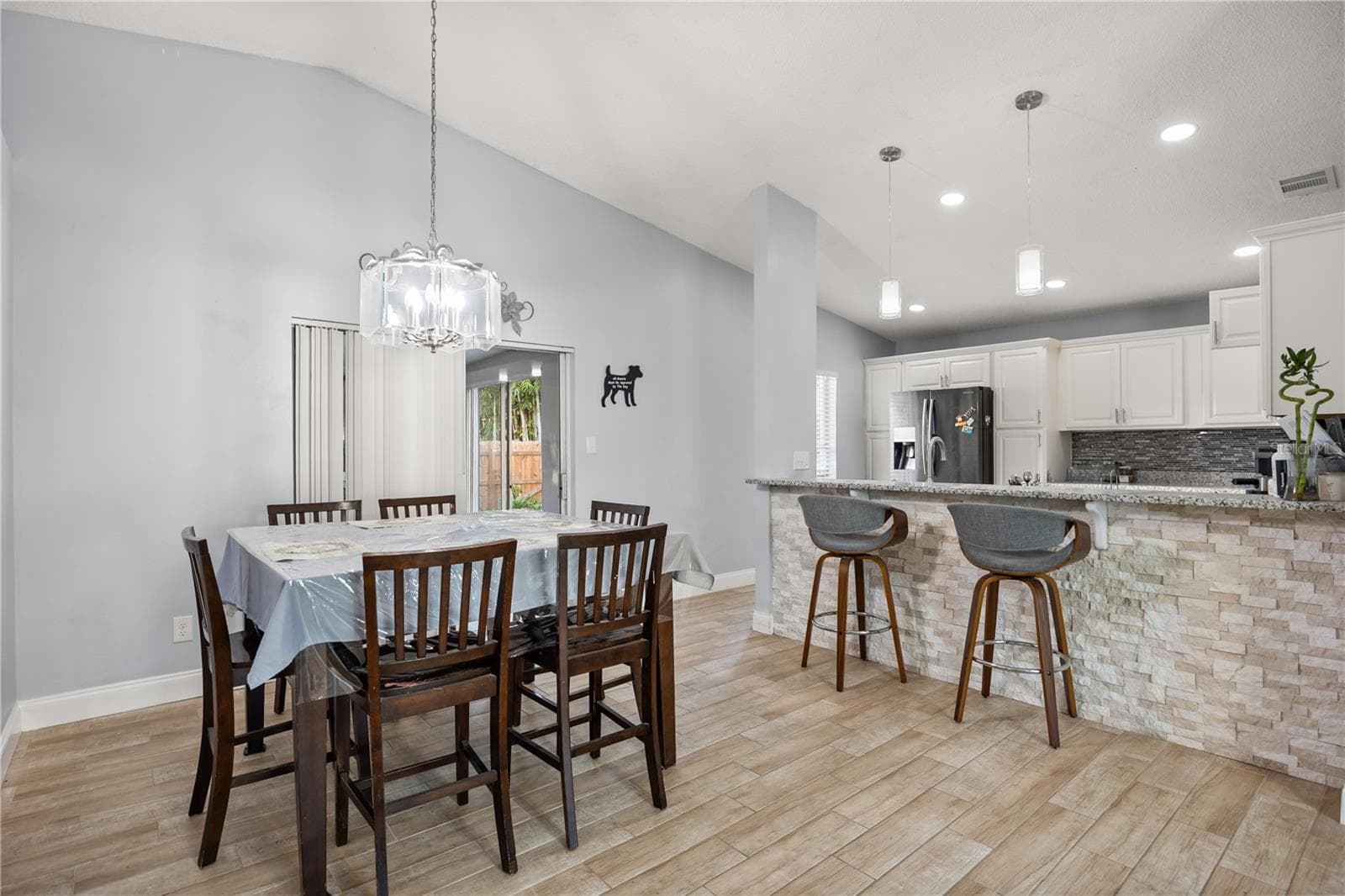 Single Family Residence at 2930 WOOLRIDGE DR, ORLANDO, photo 6 of 24
