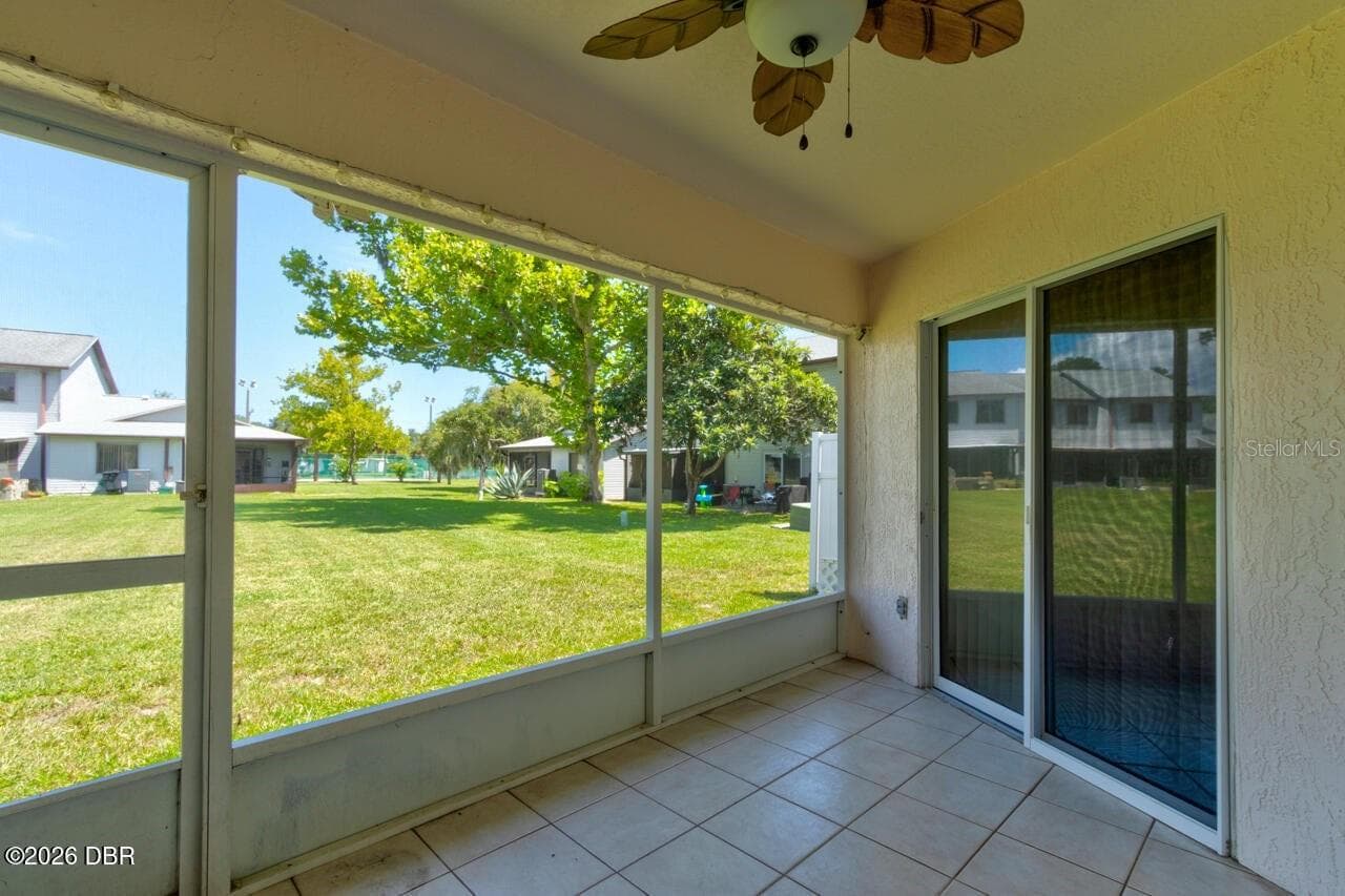 Townhouse at 1601 DEER SPRINGS RD, PORT ORANGE, photo 9 of 35