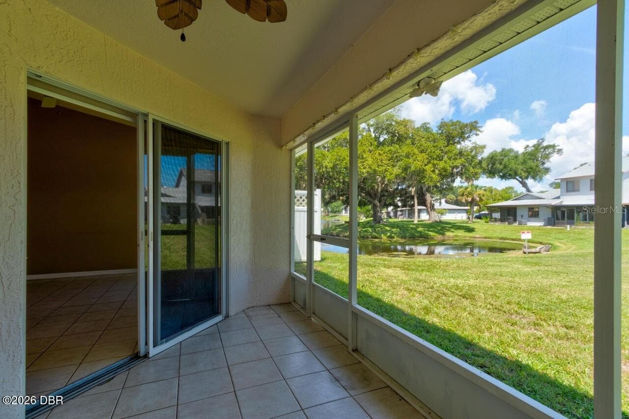 Townhouse at 1601 DEER SPRINGS RD, PORT ORANGE, photo 10 of 35