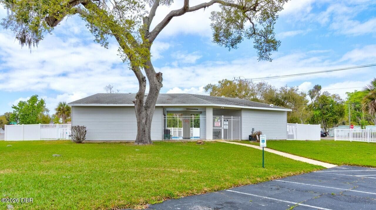 Townhouse at 1601 DEER SPRINGS RD, PORT ORANGE, photo 24 of 35