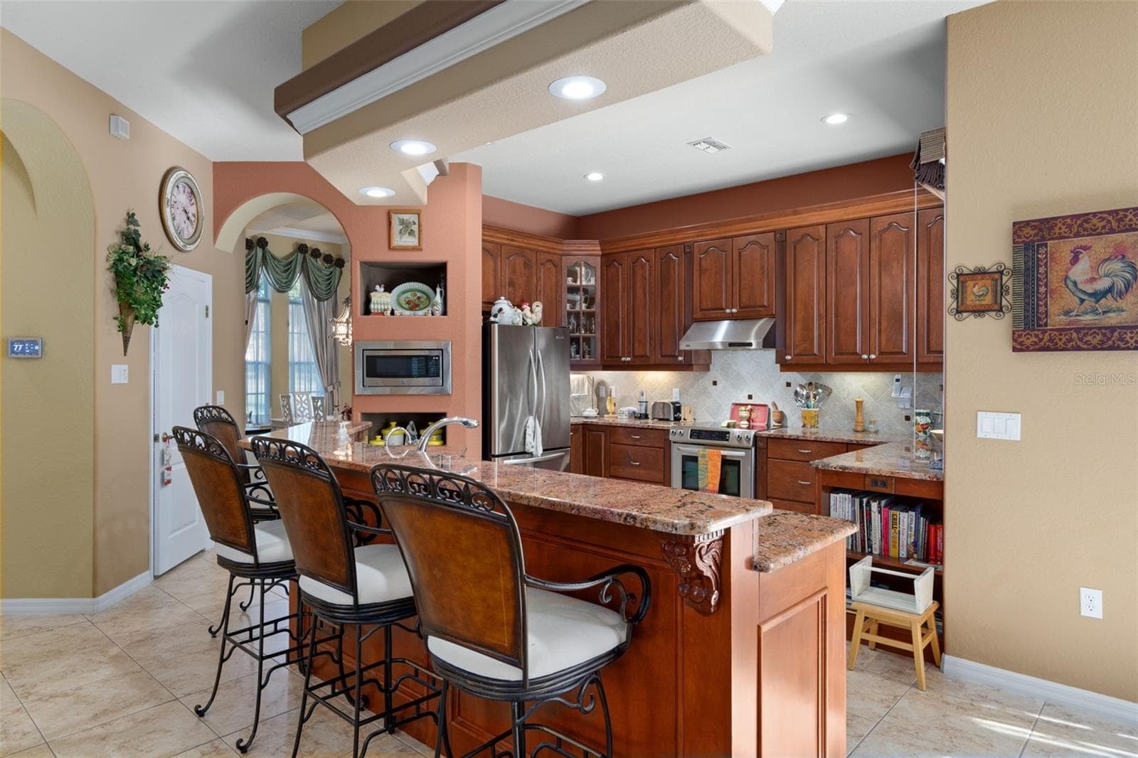 Kitchen - 409 SILAS CT, SPRING HILL