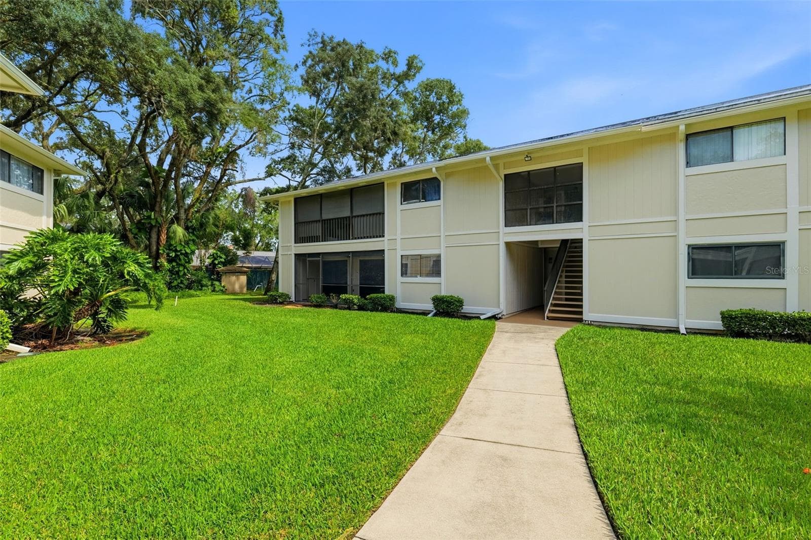 Condominium at 6014 LAKETREE LN #G, TEMPLE TERRACE, photo 2 of 27