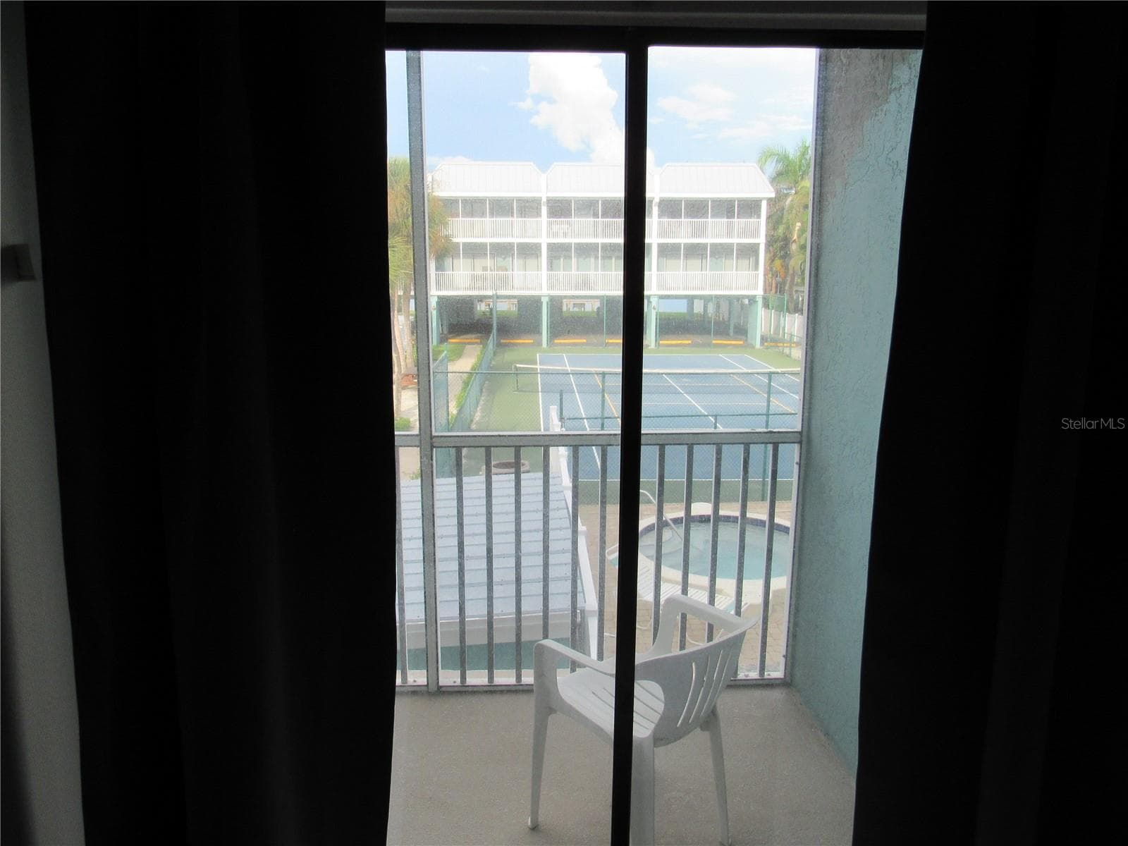 Condominium at 901 GULF DR S #2, BRADENTON BEACH, photo 13 of 32