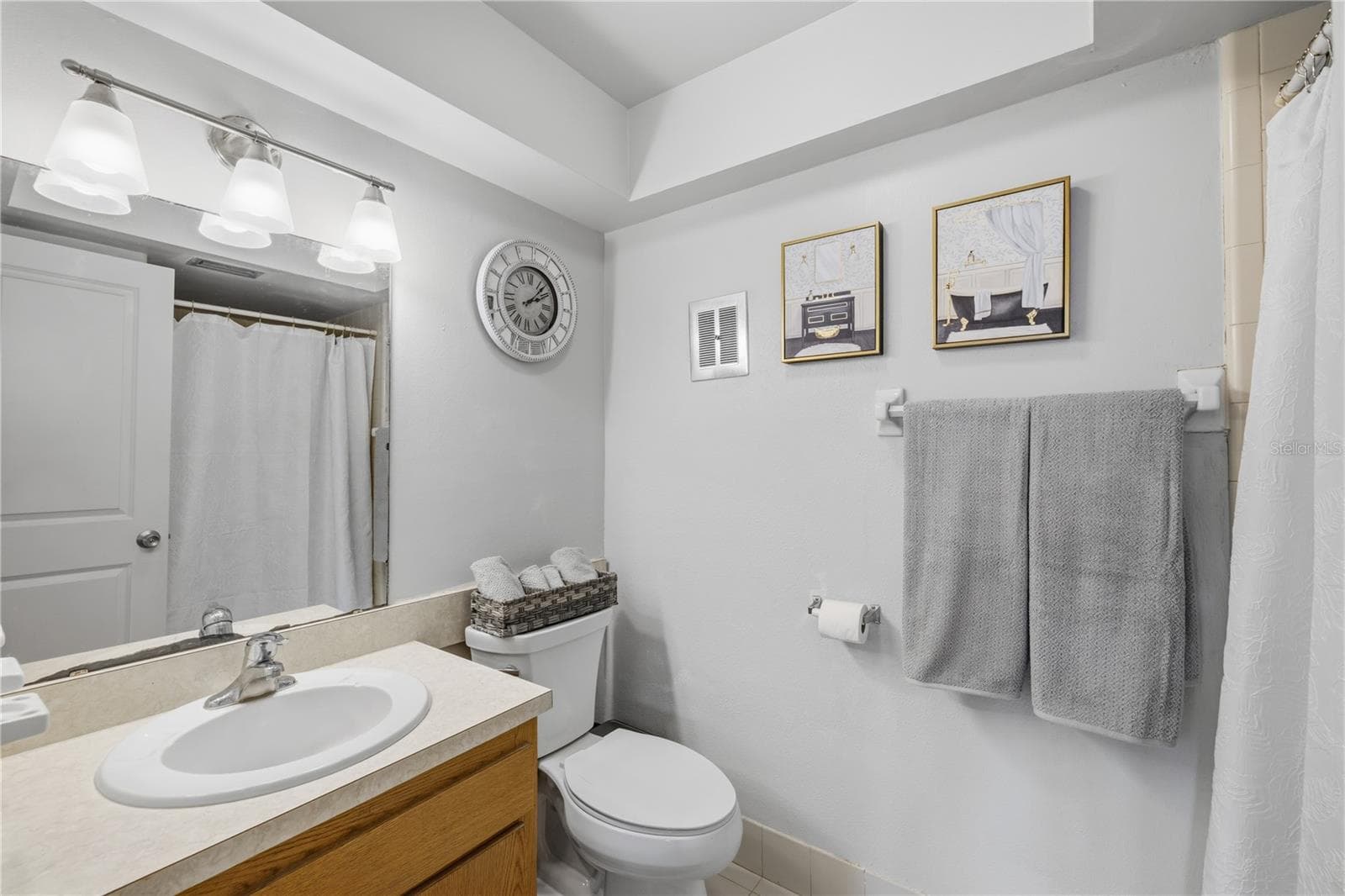 Single Family Residence at 3020 GREENMOUNT RD, ORLANDO, photo 23 of 42