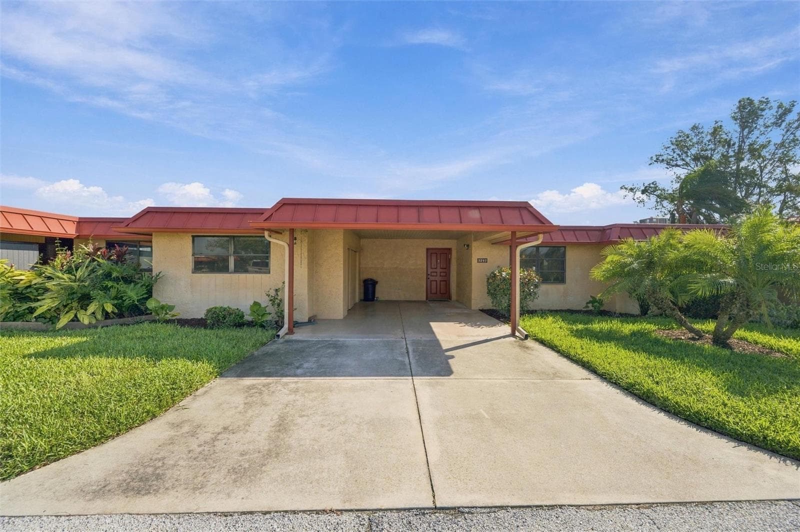 Condominium at 3849 CATALINA DR, BRADENTON, photo 5 of 44