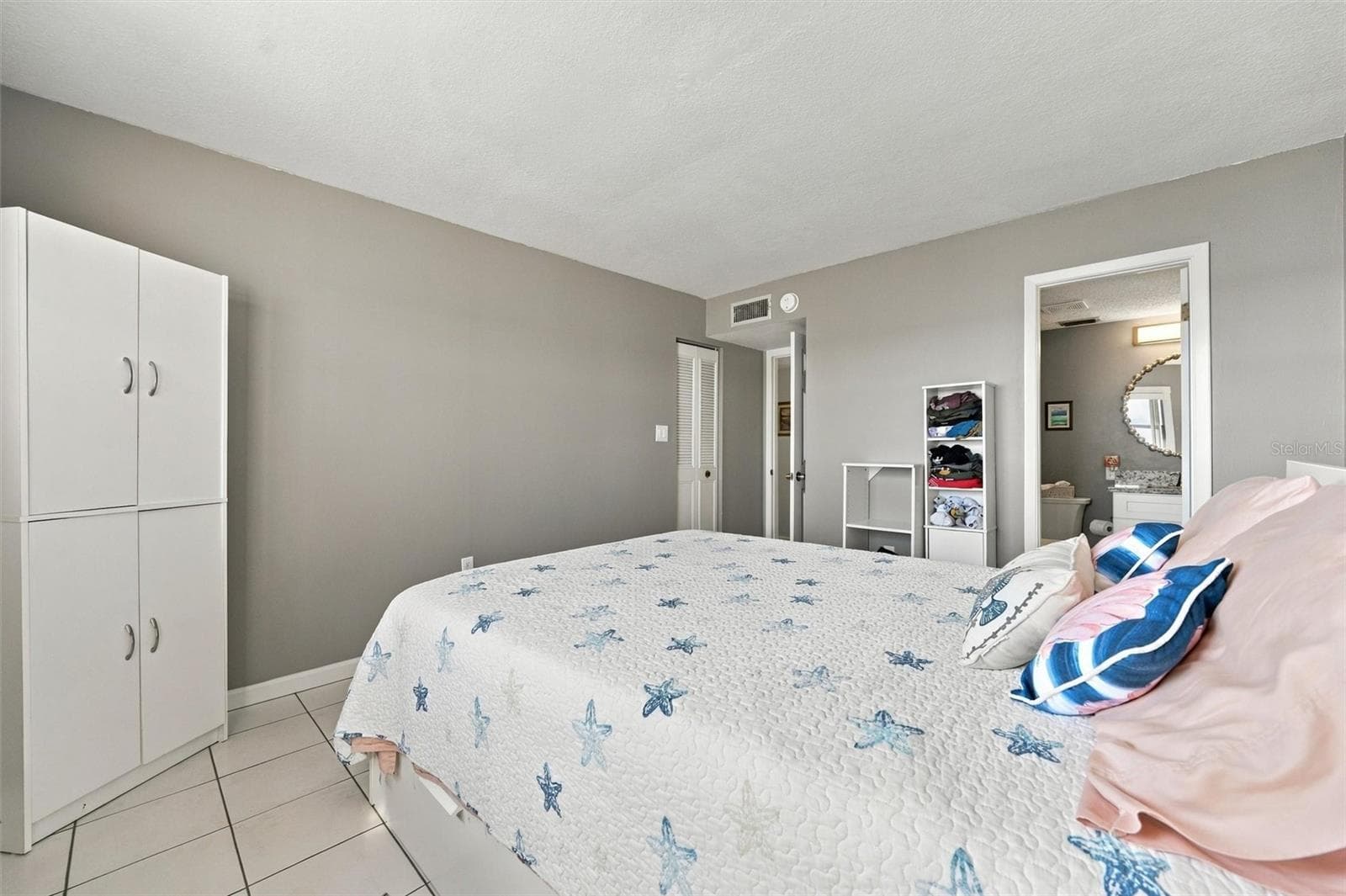 Condominium at 3849 CATALINA DR, BRADENTON, photo 26 of 44