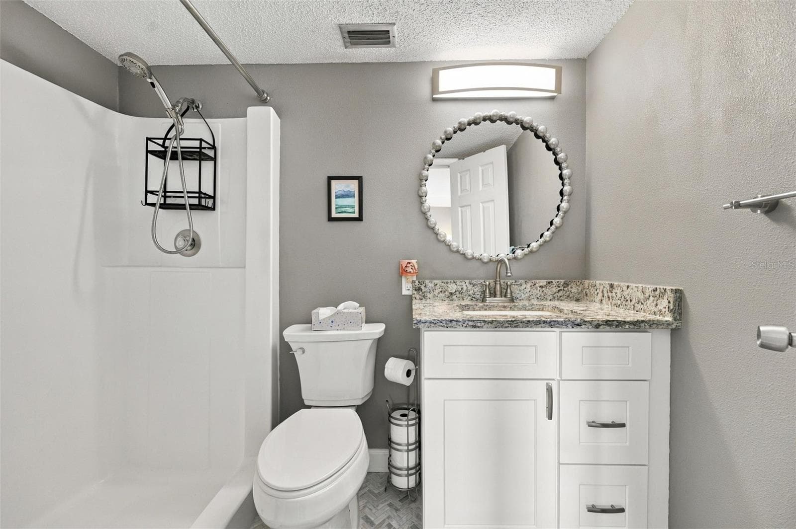 Condominium at 3849 CATALINA DR, BRADENTON, photo 27 of 44