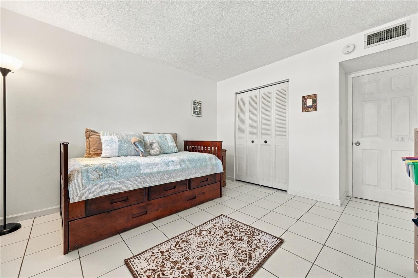 Condominium at 3849 CATALINA DR, BRADENTON, photo 30 of 44