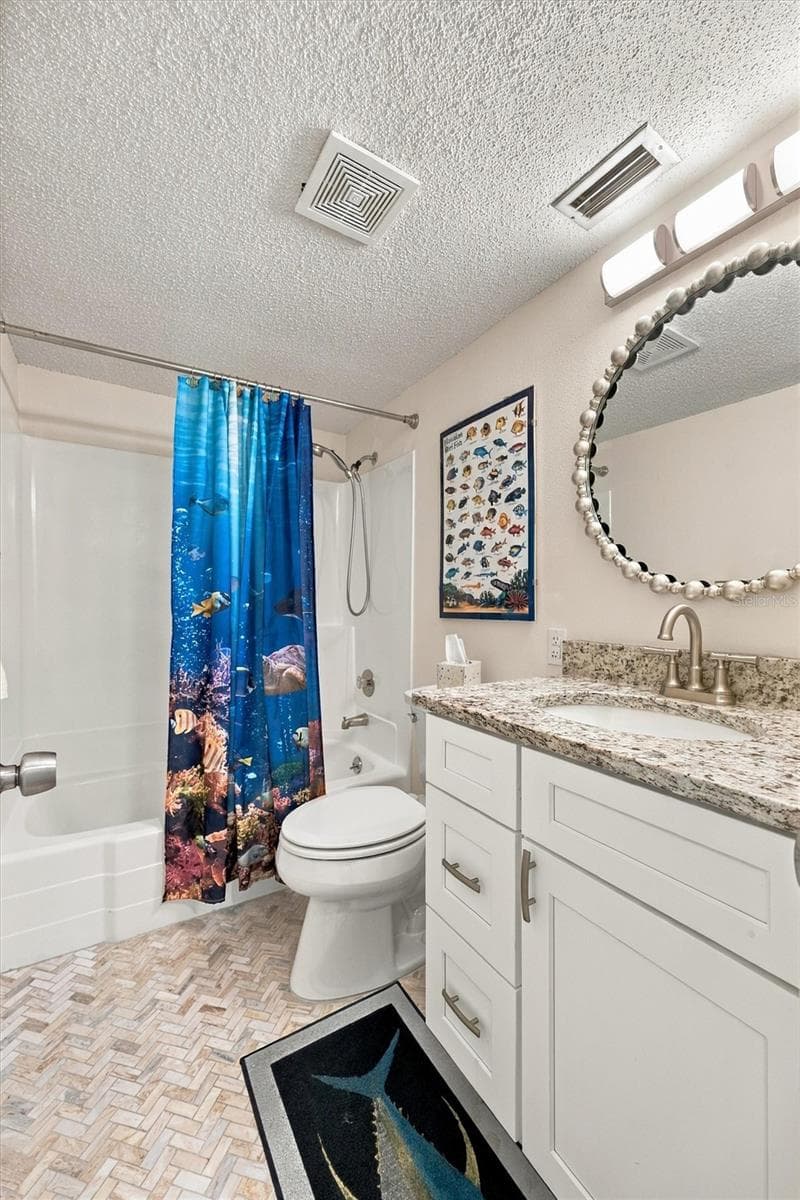 Condominium at 3849 CATALINA DR, BRADENTON, photo 31 of 44