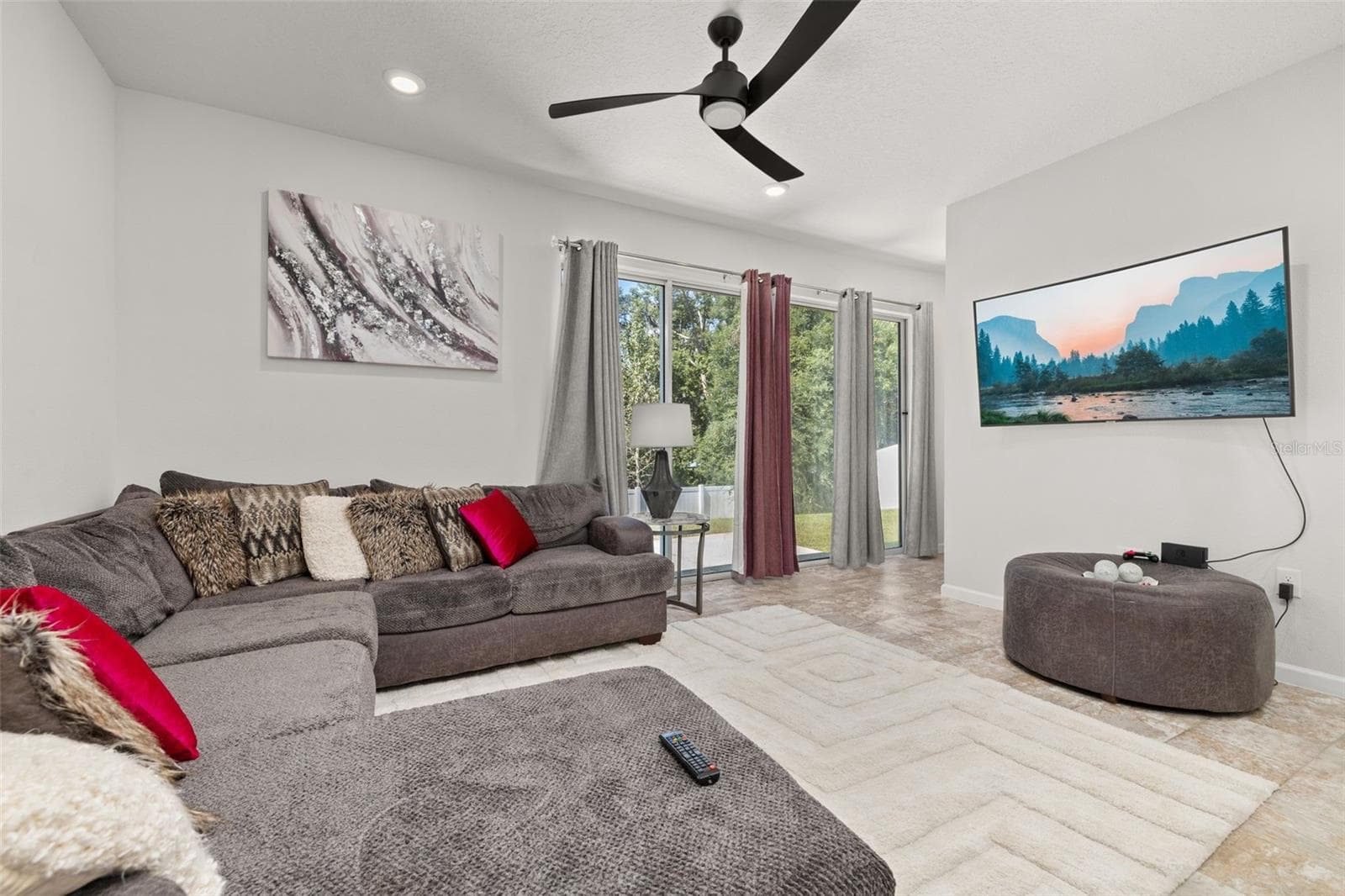 Single Family Residence at 5240 MEADOW SONG DR, OKAHUMPKA, photo 12 of 54