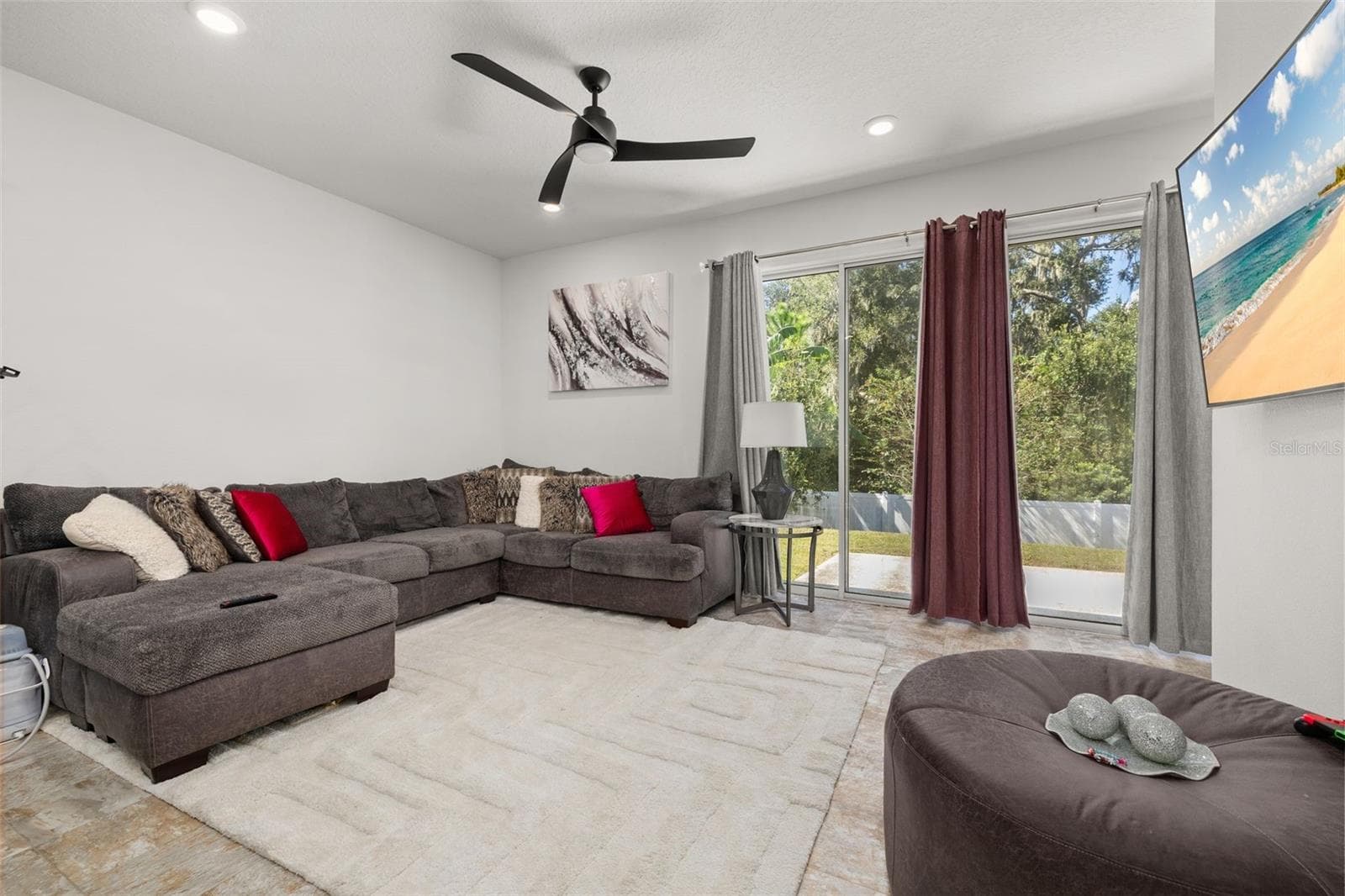 Single Family Residence at 5240 MEADOW SONG DR, OKAHUMPKA, photo 13 of 54
