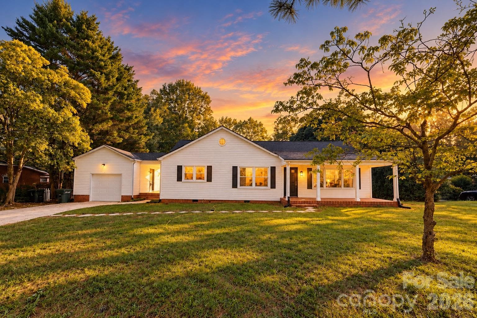 Single Family Residence at 103 S Westover Drive, Monroe