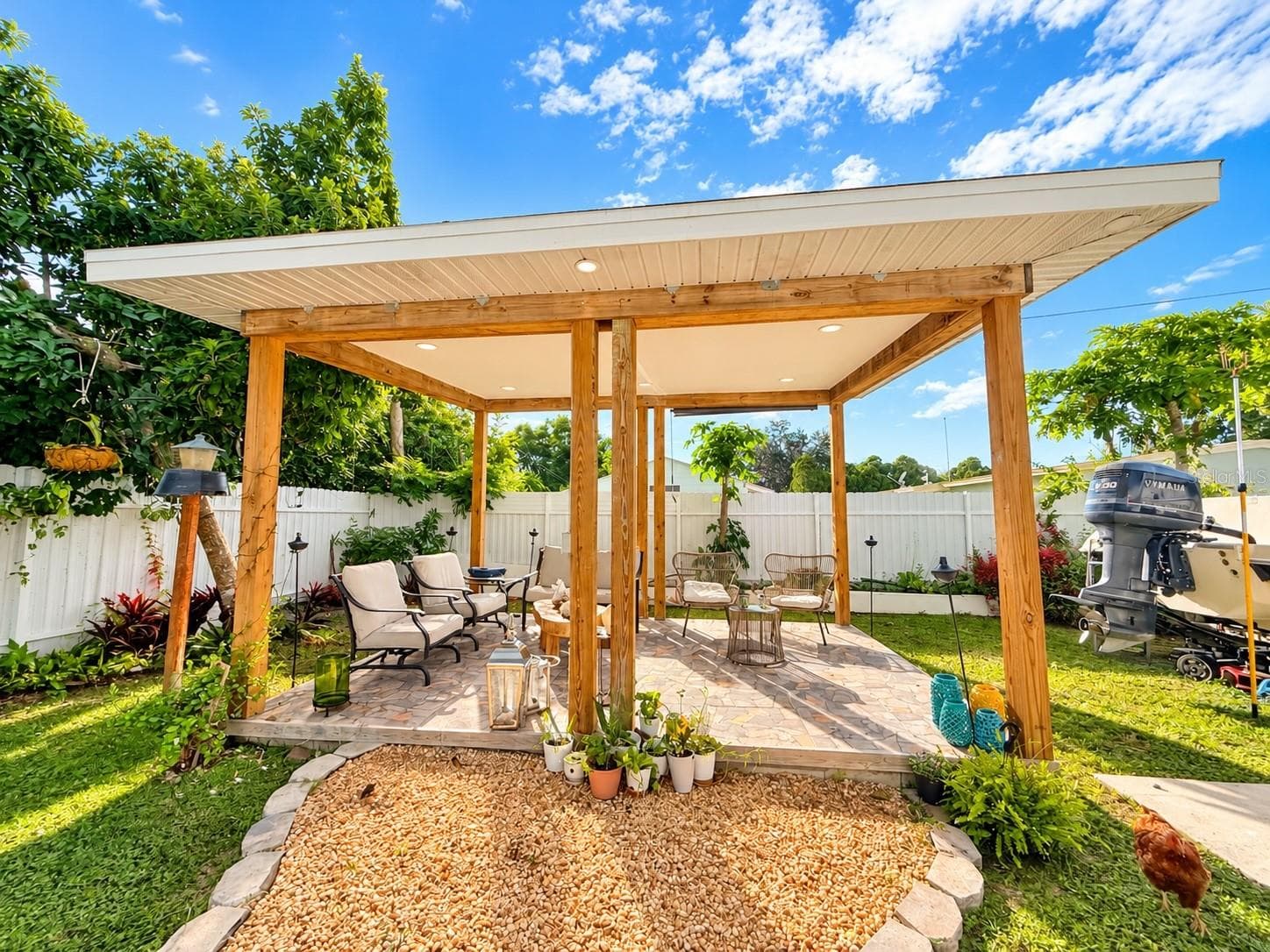 Gazebo - 21077 MIDWAY BLVD, PORT CHARLOTTE