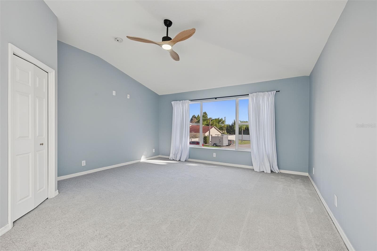Primary Bedroom - 2555 NEWBERN DR, CLEARWATER