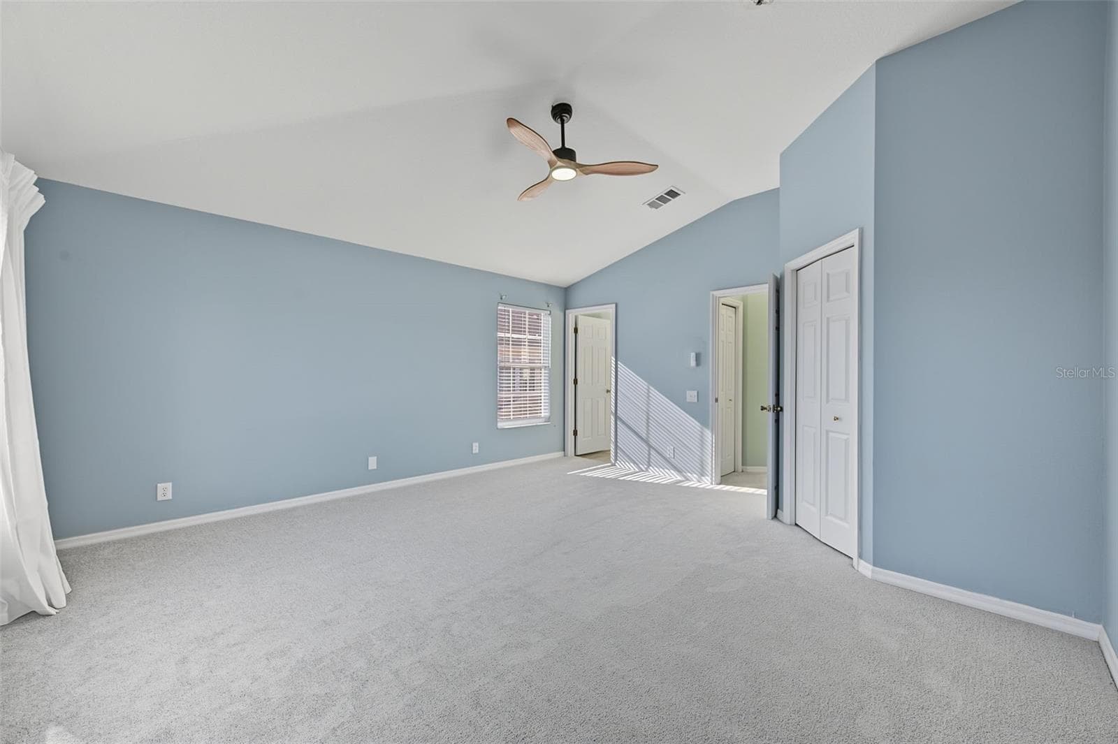 Primary Bedroom - 2555 NEWBERN DR, CLEARWATER