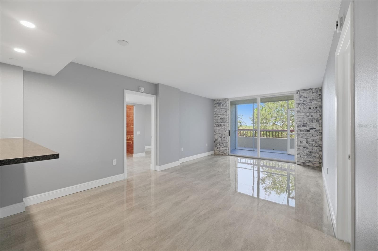 Condominium at 2333 FEATHER SOUND DR #A401, CLEARWATER, photo 8 of 70