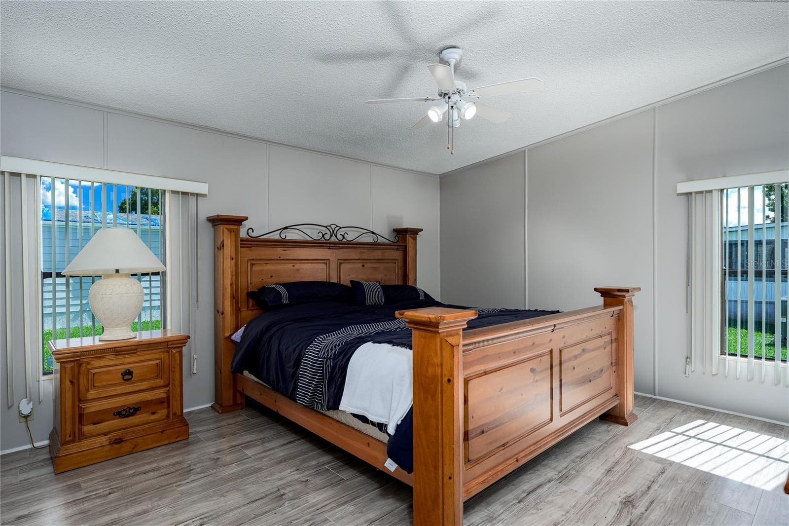 Manufactured Home at 178 OSPREY CIR, ELLENTON, photo 11 of 46