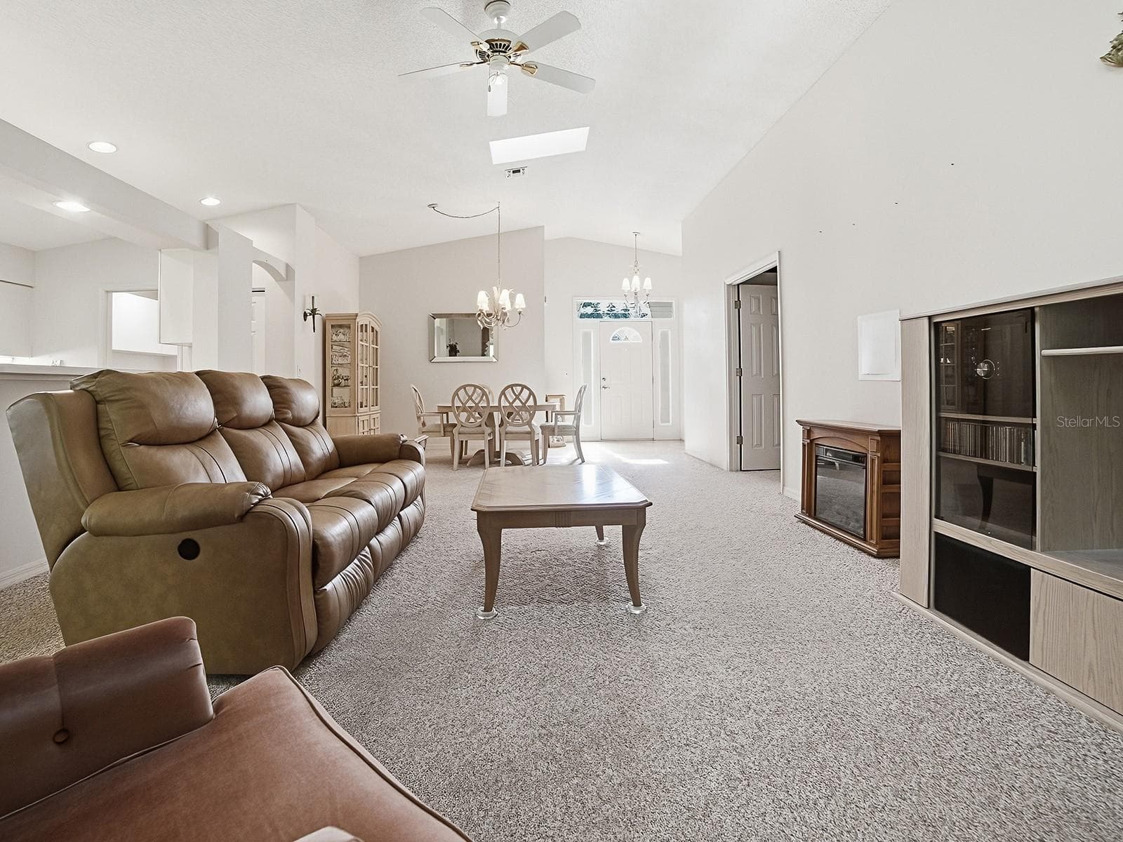 OPEN FLOORPLAN - 424 RANCHWOOD DR, LEESBURG