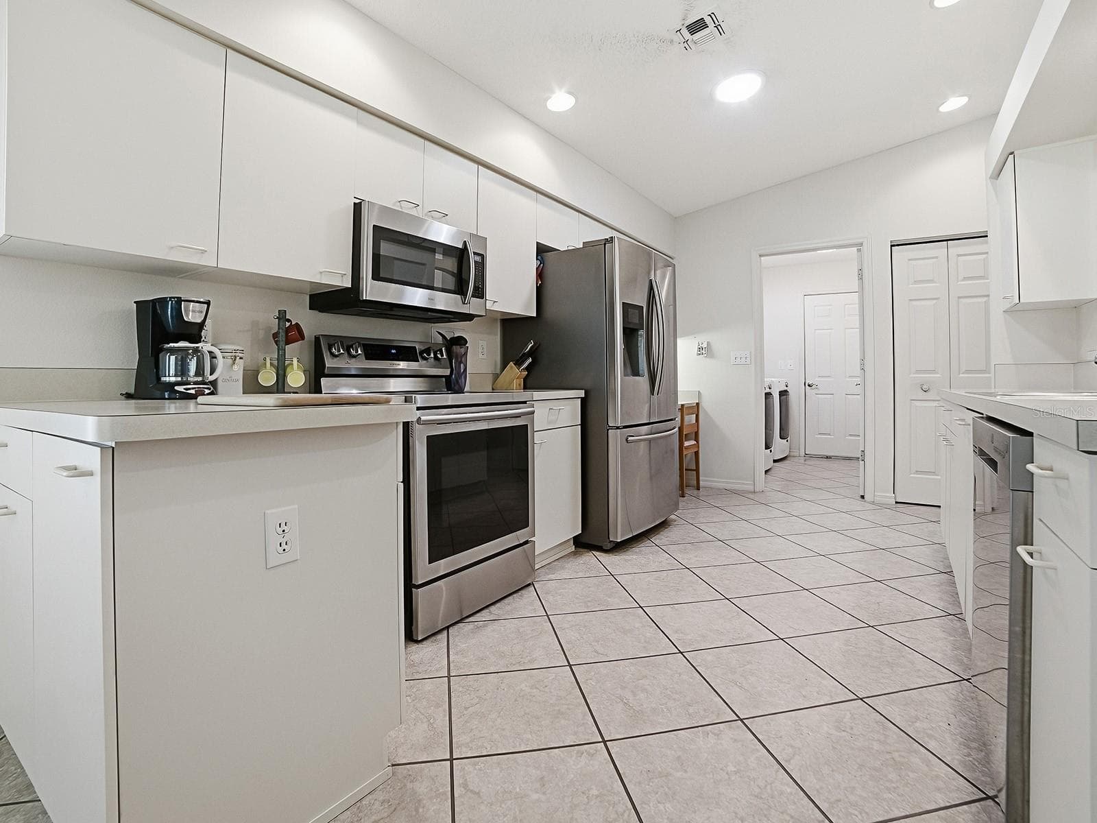 ANOTHER ANGLE - 424 RANCHWOOD DR, LEESBURG