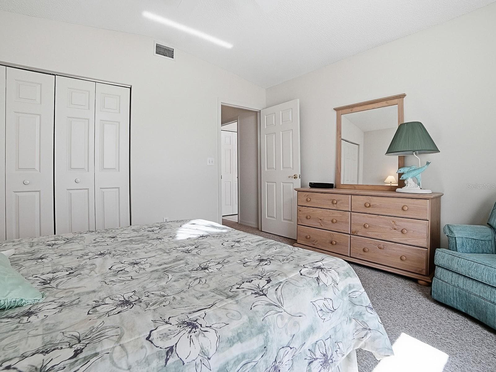 ANOTHER VIEW - 424 RANCHWOOD DR, LEESBURG