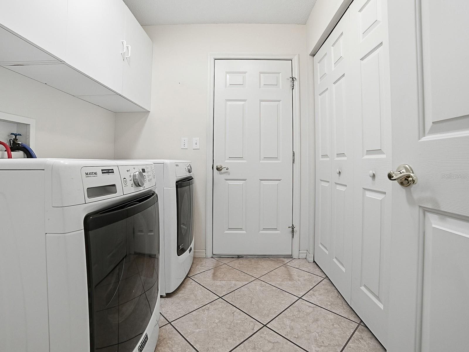 INSIDE LAUNDRY - 424 RANCHWOOD DR, LEESBURG