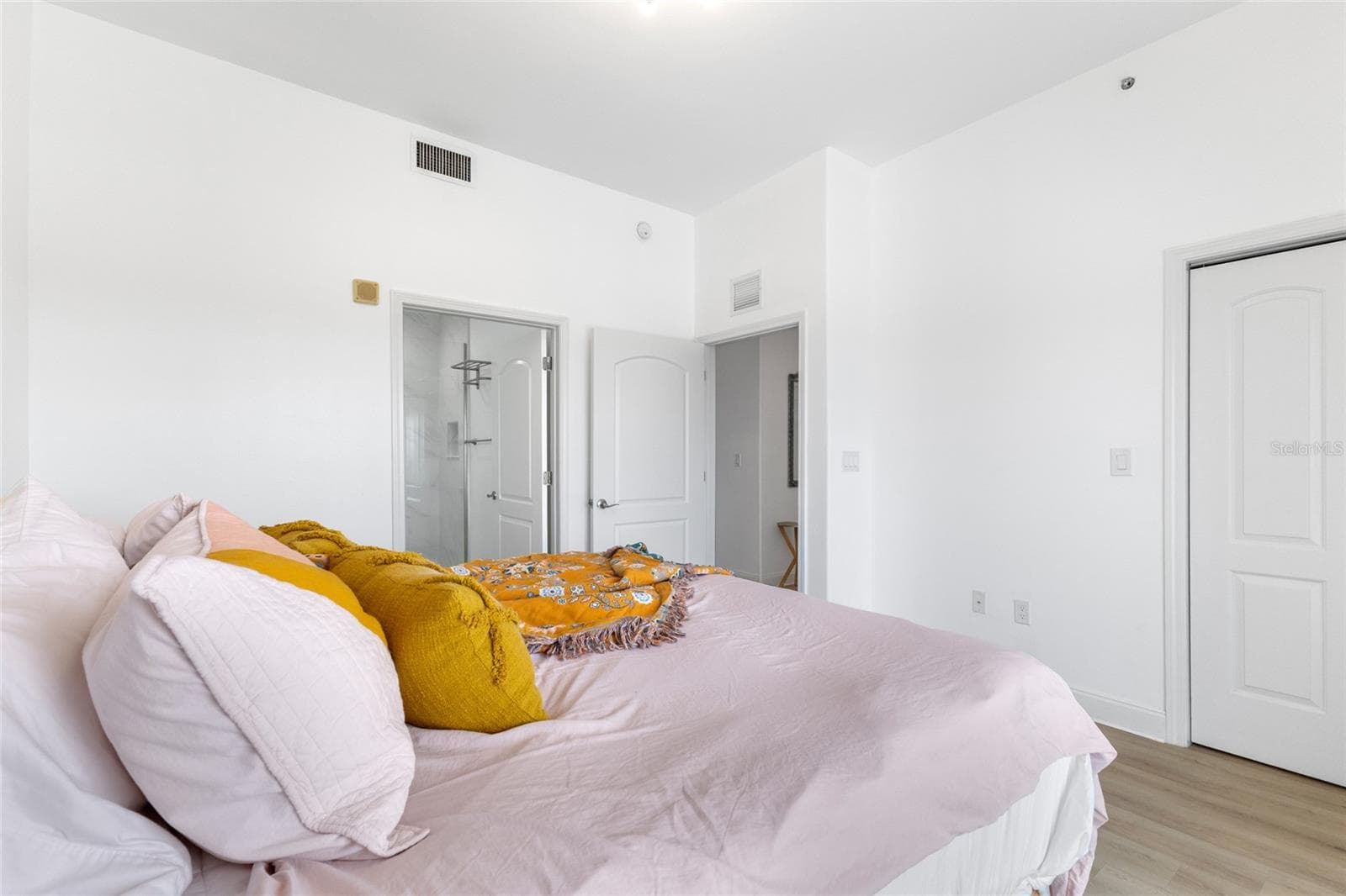Condo - Hotel at 13427 BLUE HERON BEACH DR #2001, ORLANDO, photo 12 of 26