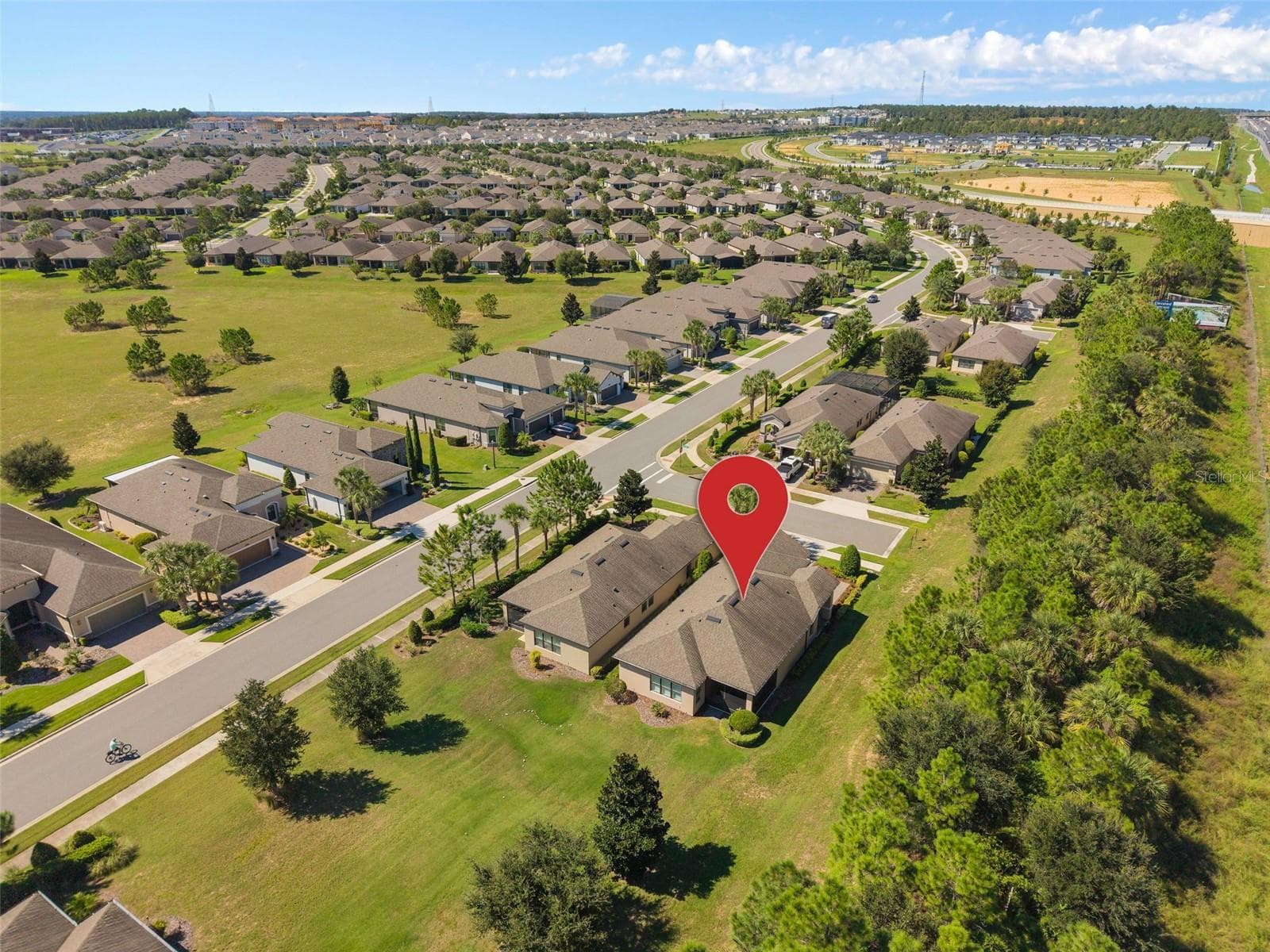 Here I am! I'm beautiful inside. - 2607 CLEMSON RIDGE CT, CLERMONT