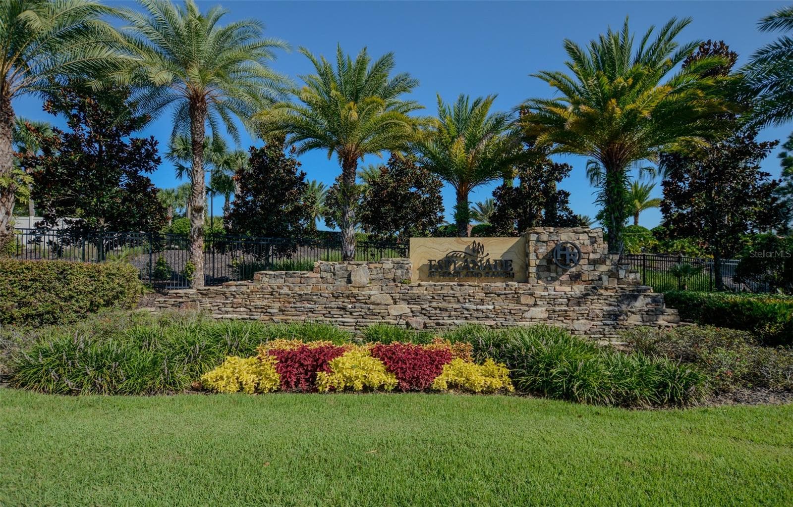 Esplanade at Highland Ranch Entrance - 2607 CLEMSON RIDGE CT, CLERMONT