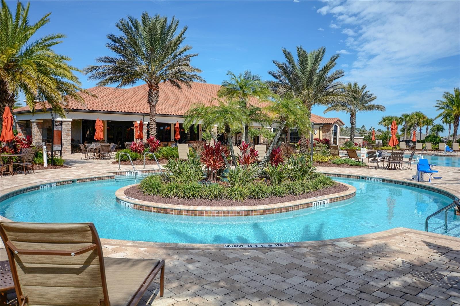 Resistance Pool for a great Aquatic Exercise - 2607 CLEMSON RIDGE CT, CLERMONT